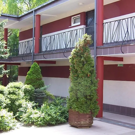 Luxus אתר נופש